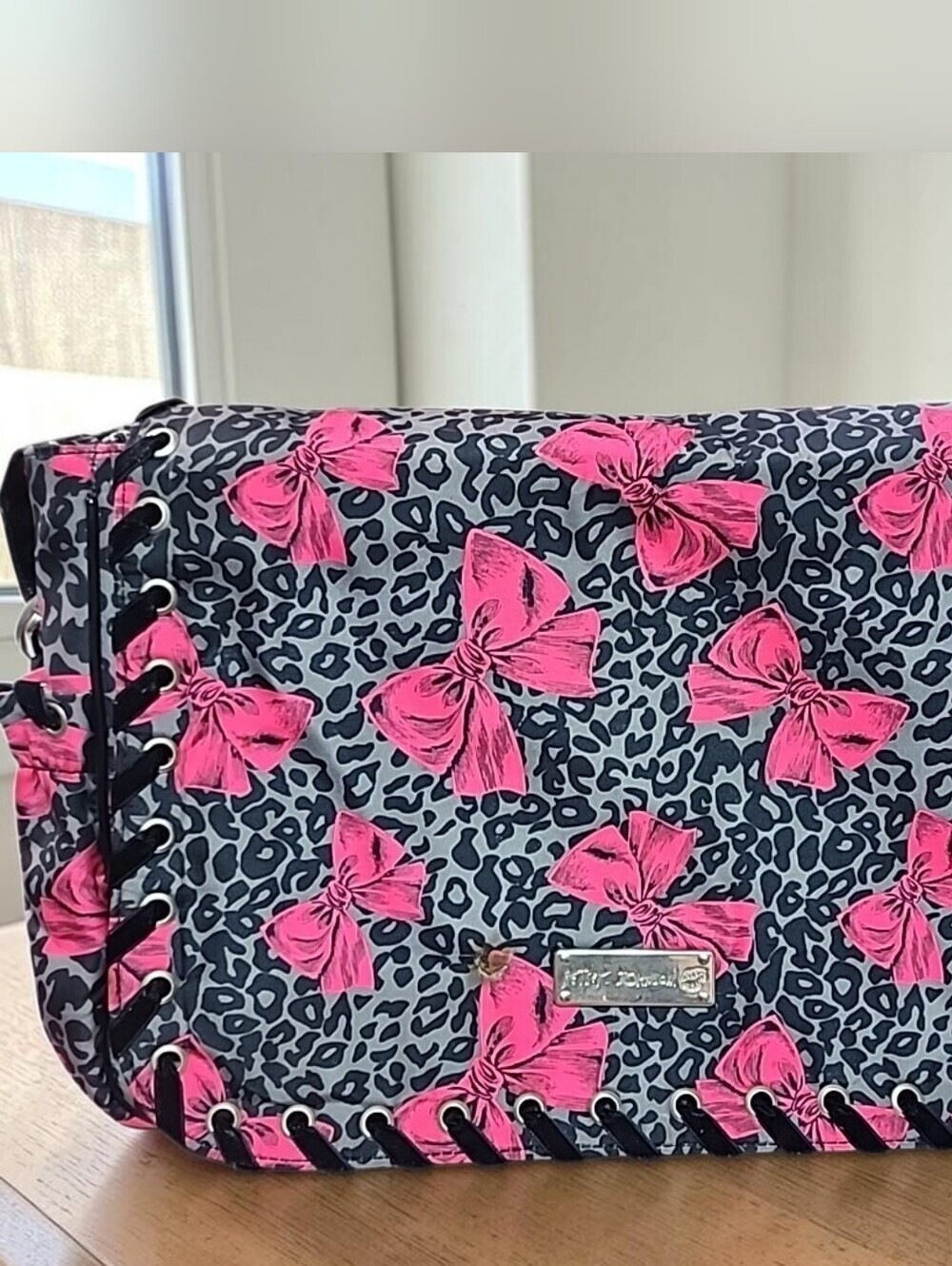 Betsey Johnson baby bag set - Picture 2 of 11
